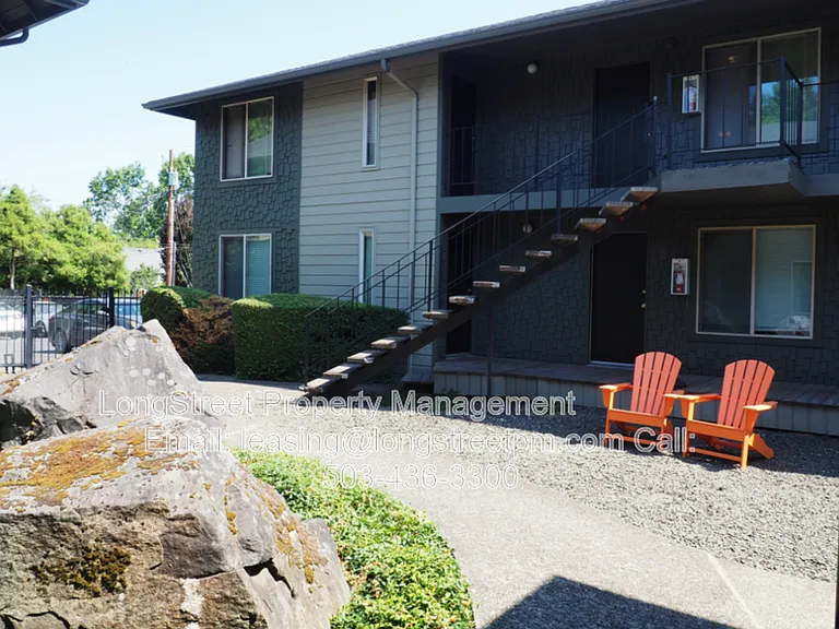 2615 NW Harrison Blvd #2 — Photo 1