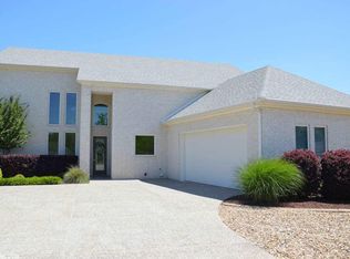 16 Linares Ln, Hot Springs Village, AR 71909