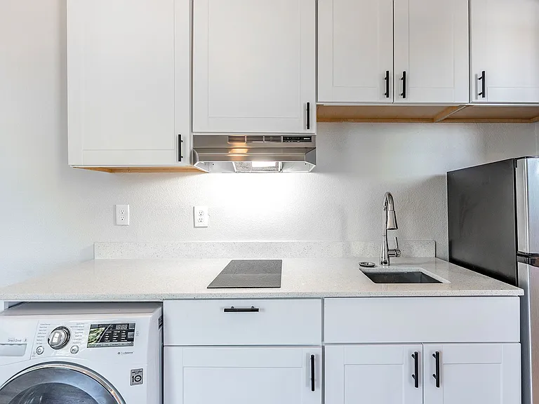 Centrally located community living. — Photo 11