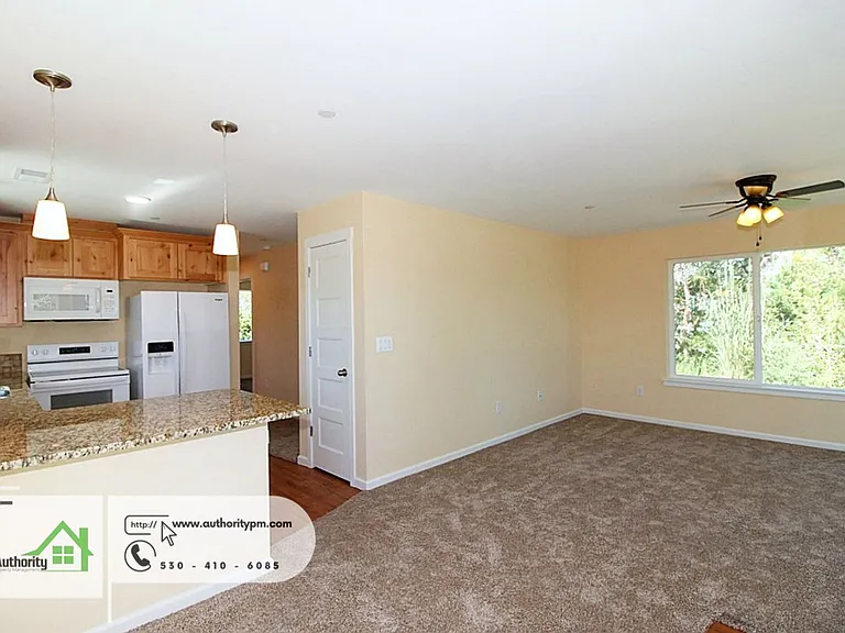 9657 Swasey Dr — Photo 4