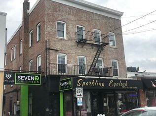 7 Green St APT 2F, Huntington, NY 11743