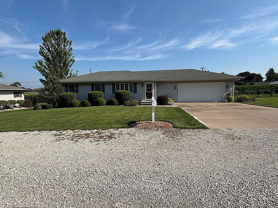 1st image of 83 E Circle Dr
