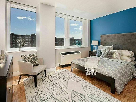 3rd image of 9745 Queens Blvd APT 1108
