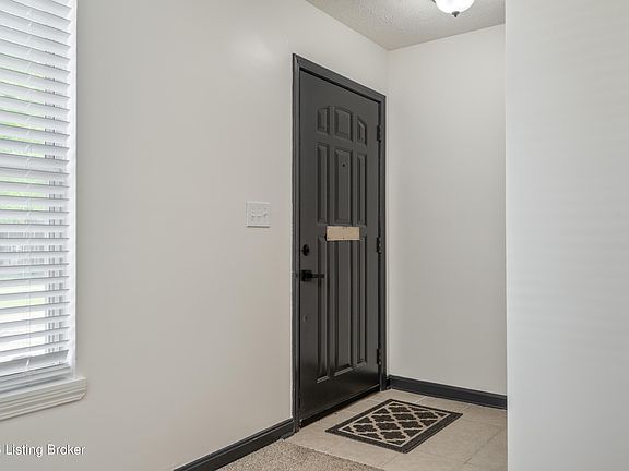 3rd image of 1417 Slate Run Rd APT 54