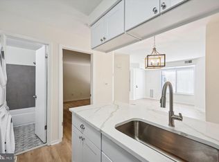 9912 Hellingly Pl #152, Gaithersburg, MD 20886