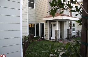 1st image of 795 Los Altos Ave