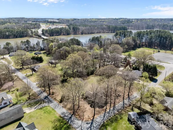 2600 Haven St, Kannapolis, NC 28083