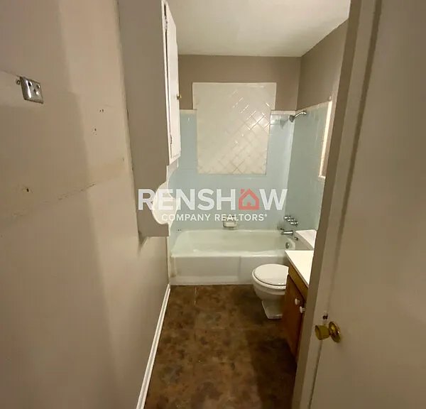 1539 Defoe Rd — Photo 7
