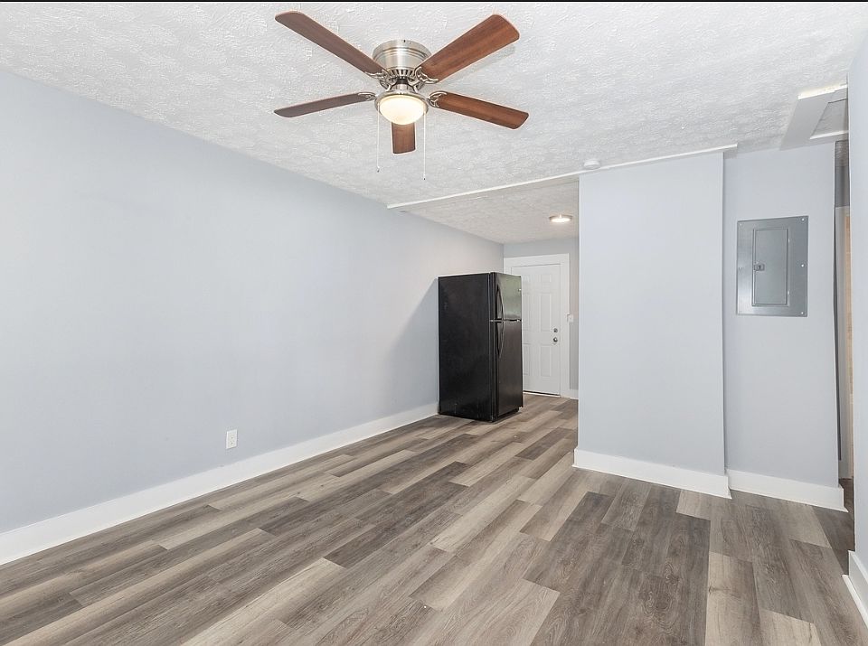 1st image of 423 Mellon St #11263843