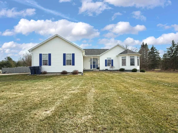 14877 Terry Rd, Berlin, MI 48002