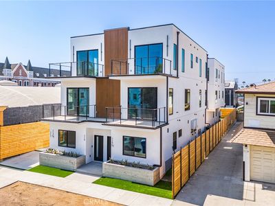 713 N Gramercy Pl, Los Angeles, CA, 90038