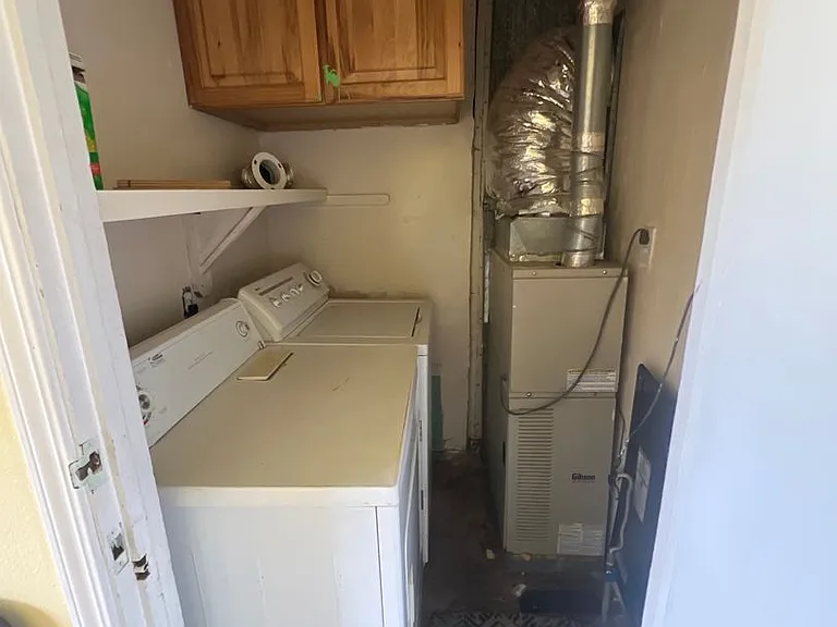 2421 Central Ave — Photo 19