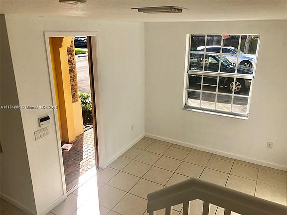 5th image of 3390 NE 13th Circle Dr #10519
