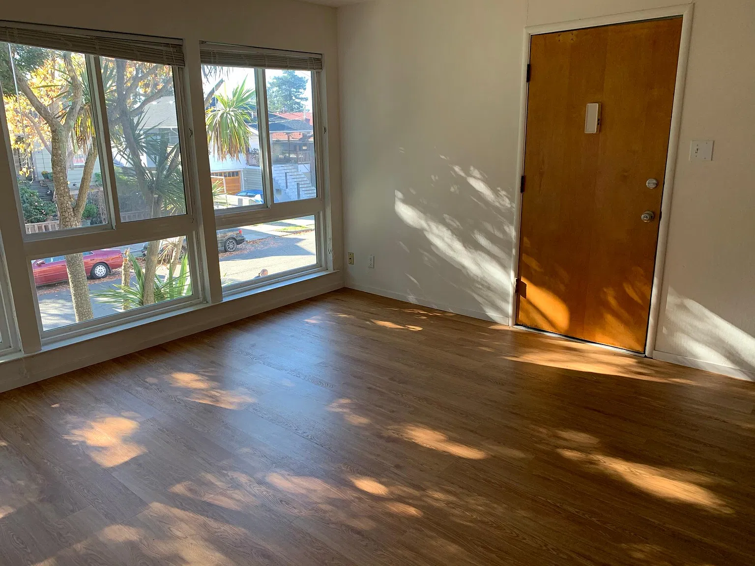 2 bed, 800 sqft, $2,850 — Photo 1