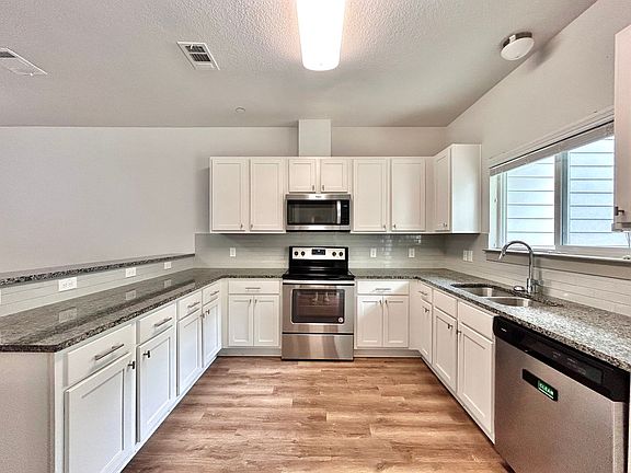 4th image of 12284 Mulligan Glen Ct