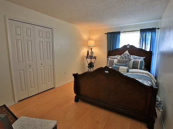 5th image of 1017 Treadway Dr