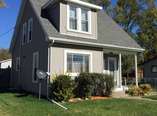 308 4th St, Buffalo, IA 52728