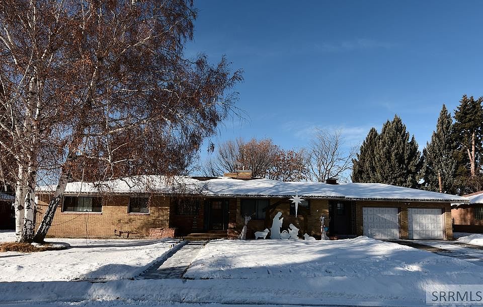 1st image of 180 Marjacq Ave