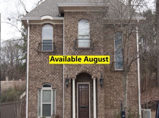 132 Falls Grove Dr, Oxford, MS 38655
