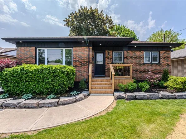 112 Wood St, Brantford, ON N3R 2L3