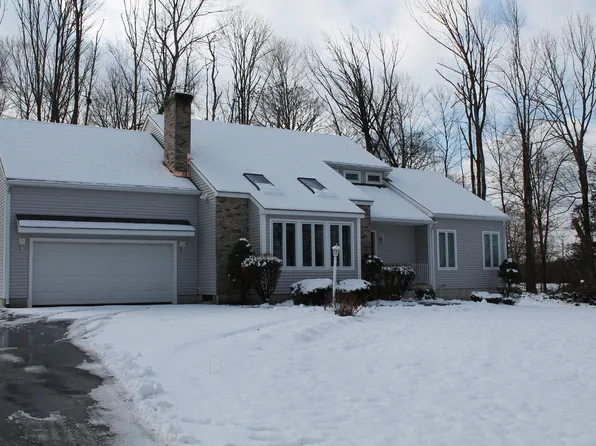 7 Lakewoods Lane, Columbia, CT 06237