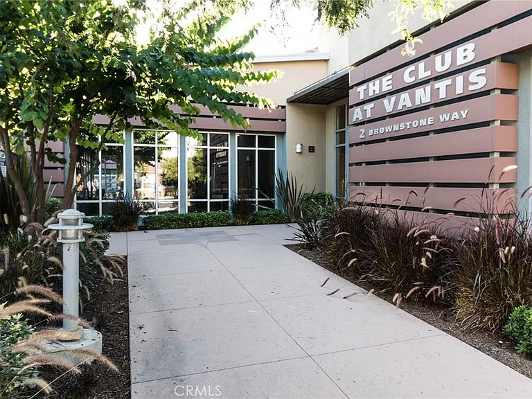 46 Meridian Dr — Photo 22