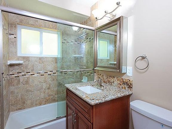 5th image of 276 S Sierra Madre Blvd APT 8