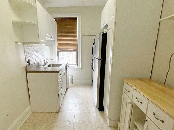 3rd image of 31-80 44th St #2D