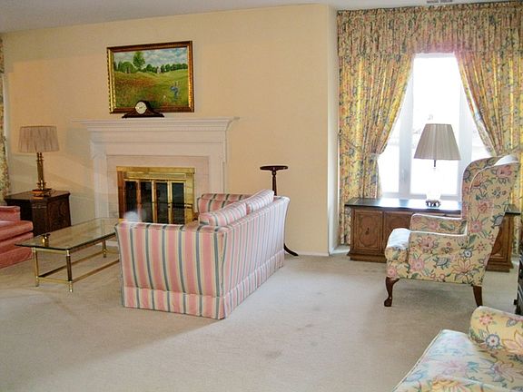 4th image of 200 Lake Blvd APT 405