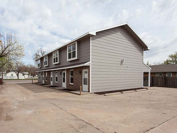 2nd image of 419 W 31st St S APT 1-3