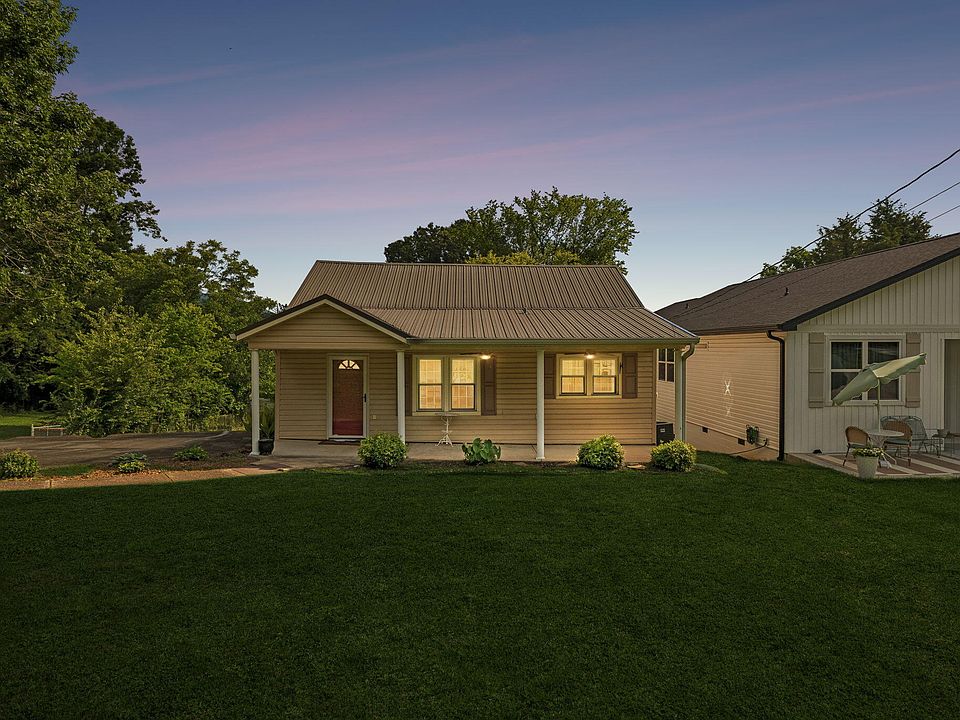 1st image of 3317 Parker Ln