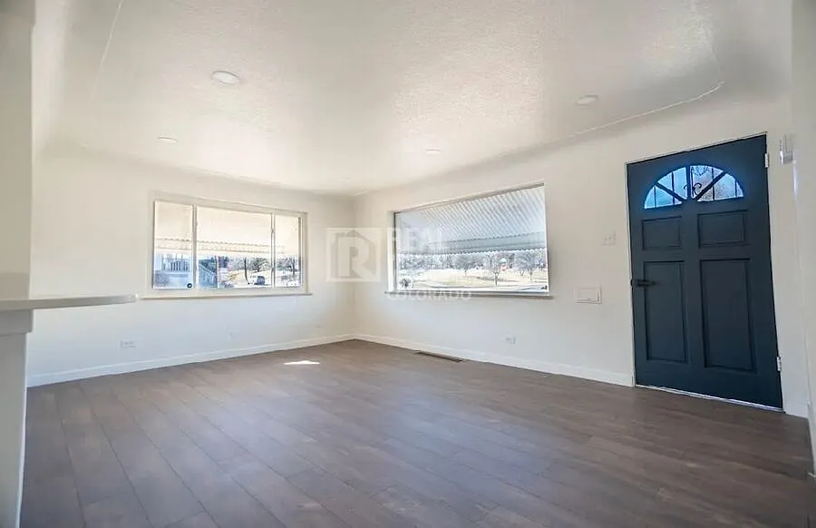 Fully Remodeled Home in Prime Location 2000 Irving St, Denver, CO — Photo 2