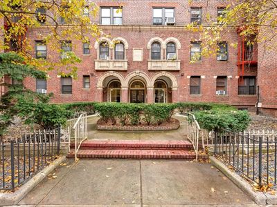 6298 Saunders St APT 3K, Flushing, NY, 11374