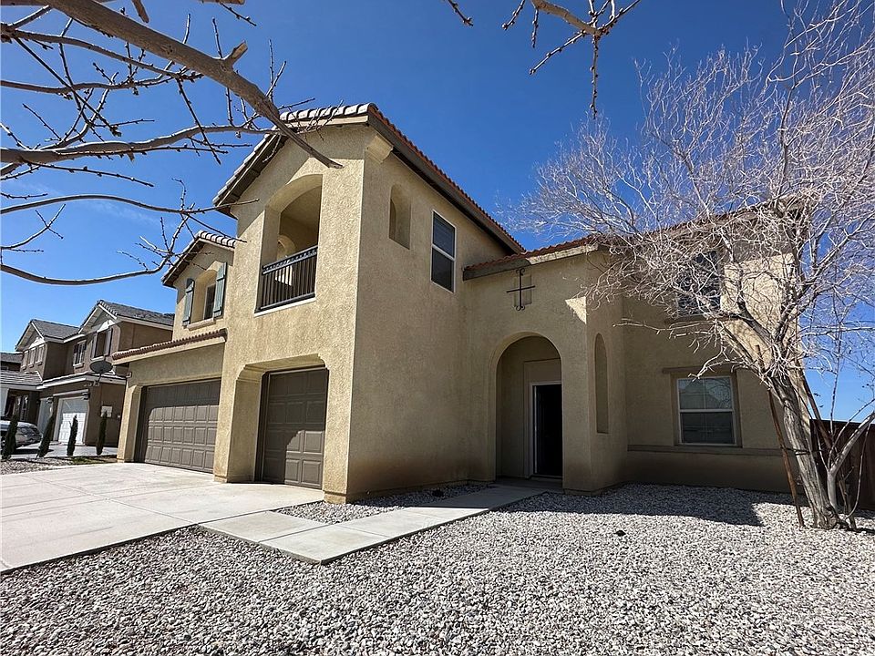 1st image of 13880 Camino Lindo St