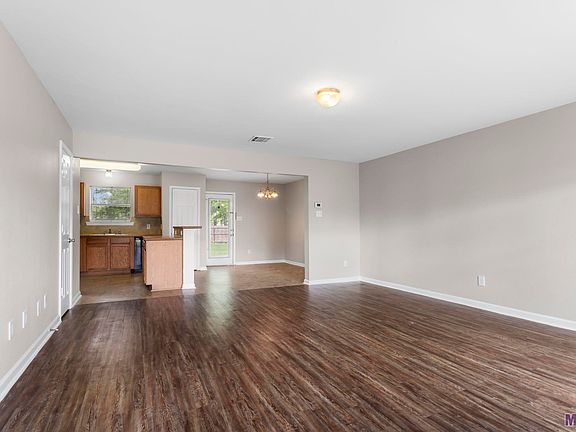 2nd image of 26395 Millstone Dr