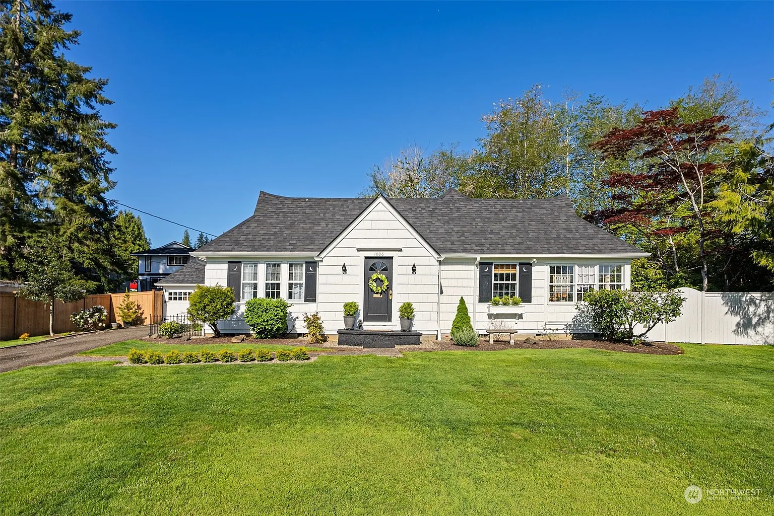 1006 Fowler Road photo 1