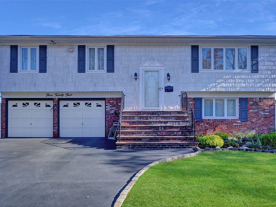 1st image of 323 Seaford Avenue