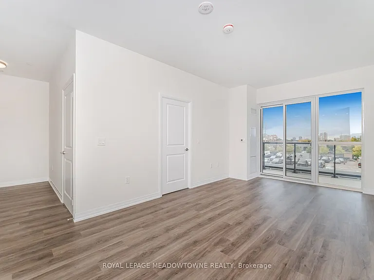 15 Watergarden Dr #207 — Photo 19