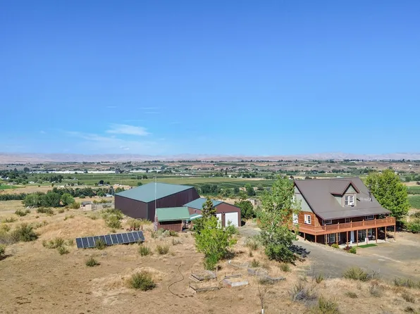 2108 Pioneer Way, Yakima, WA 98908