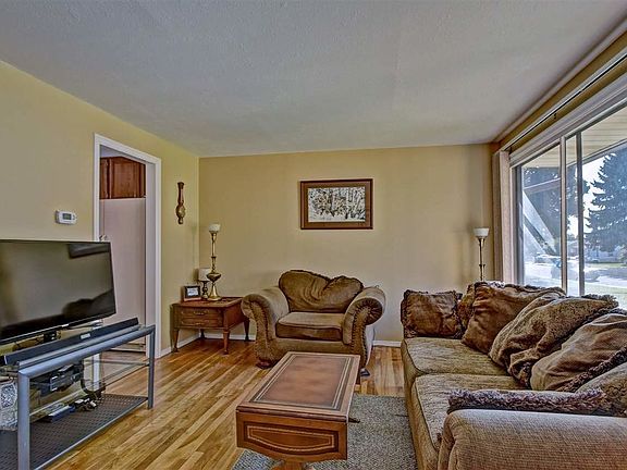 5th image of 5716 N Loma Dr
