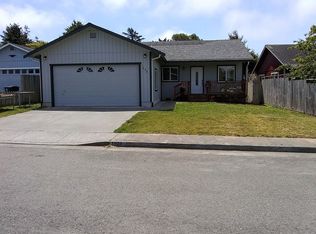 1020 Oakwood Ct, McKinleyville, CA 95519