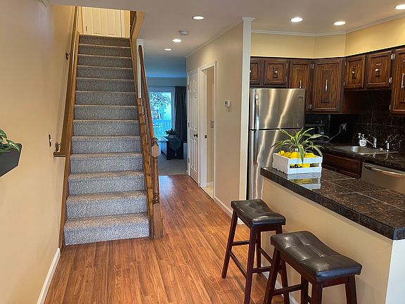 3rd image of 448 Cypress Rd #448