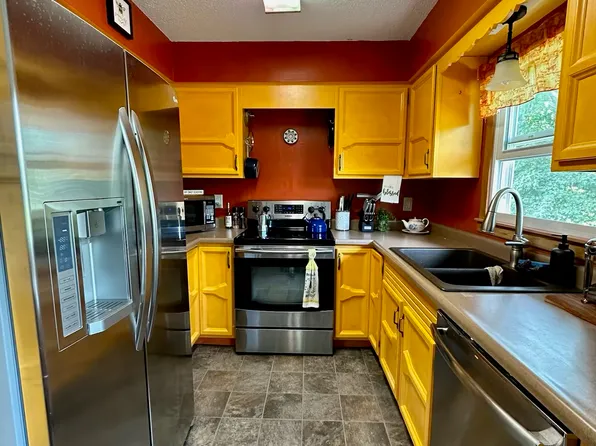 (undisclosed Address), Ames, IA 50014