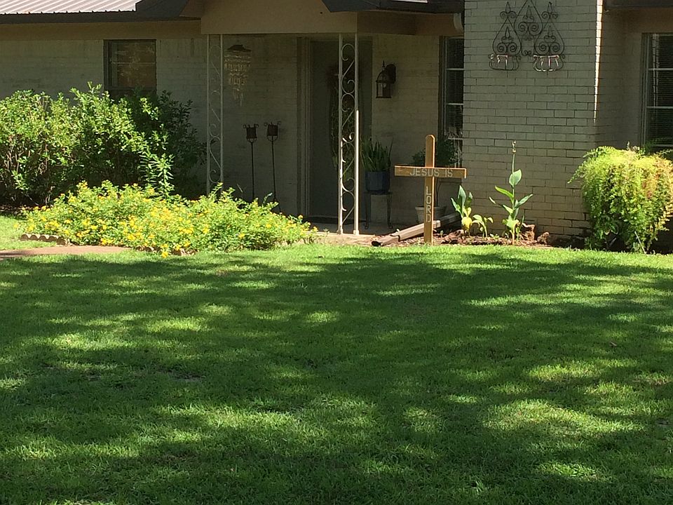 1st image of 21172 Lauderdale Ln