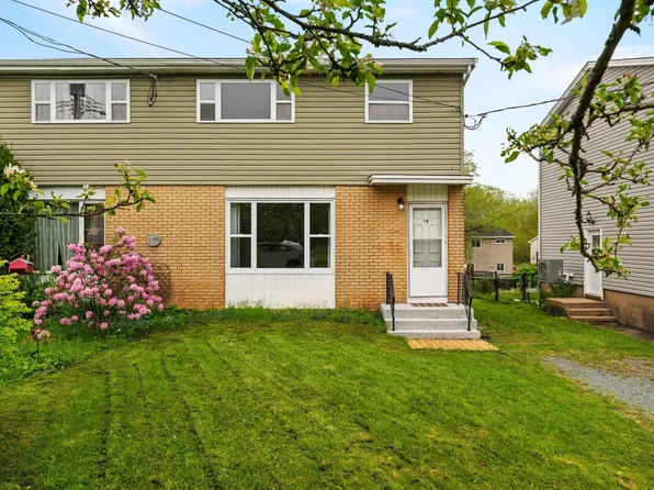 19 Piper St, Halifax, NS B2W 1Z5
