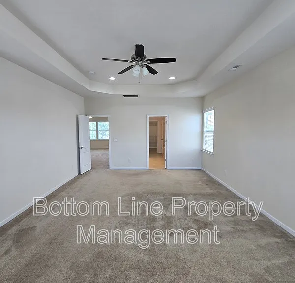 10708 Sky Chase Ave NW — Photo 42