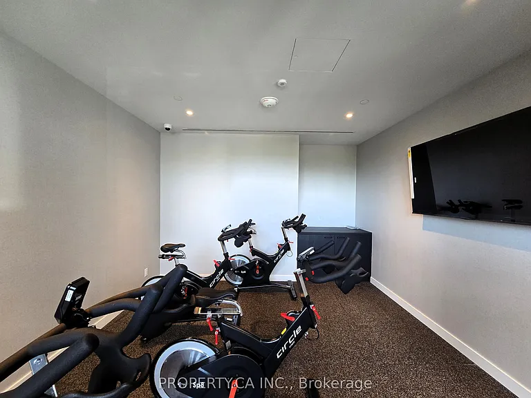 1185 Dupont St #316 — Photo 20