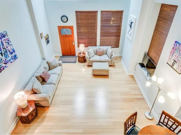 (undisclosed Address), New Haven, CT 06510