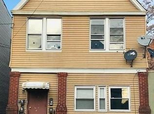 71 Armstrong Ave APT 1R, Jersey City, NJ 07305