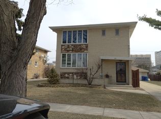9415 S Kenton Ave, Oak Lawn, IL 60453